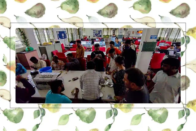 /var/www/html/rayvat_com/assets/images/fruit-day/Pear_day/5