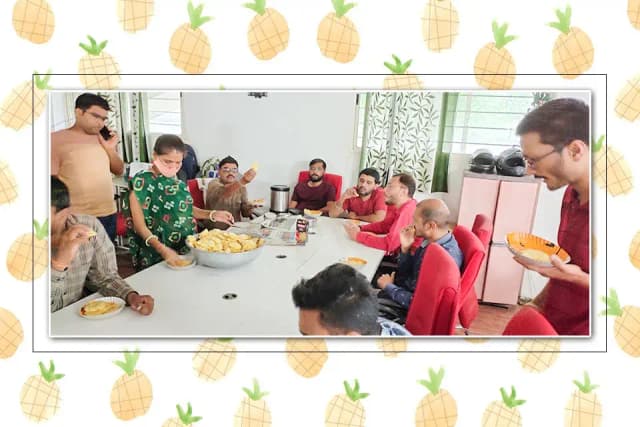 /var/www/html/rayvat_com/assets/images/fruit-day/Pineapple_Day/2